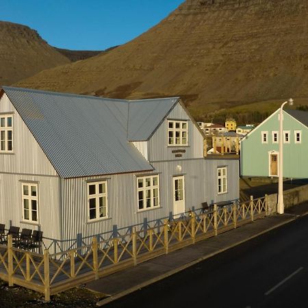 فندق Palshus Patreksfjordur المظهر الخارجي الصورة